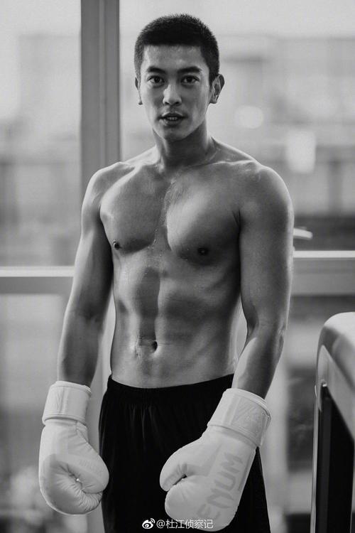 盘点明星们奇葩的减肥方式，马思纯靠藿香正气水续命，杜江晚饭只