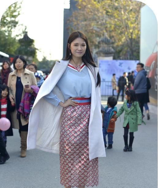  迷笛裙■今夏最流行这3款裙子,23岁+女人穿优雅有女人味,谁穿谁就美