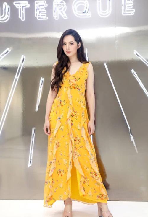 郭碧婷的气质太好了，将黄裙穿出了高级感，是一个小仙女没错了！