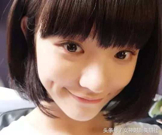 这种长相的女生不合适扎头发，散着最好看