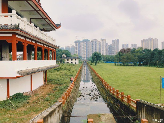 体验花园城市成都，北湖生态公园，瑞虎8谈谈用车感受