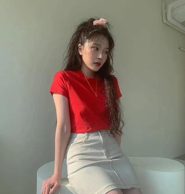  『春天』今年春天“BM风”火了!穿上秒变时髦甜酷girl!