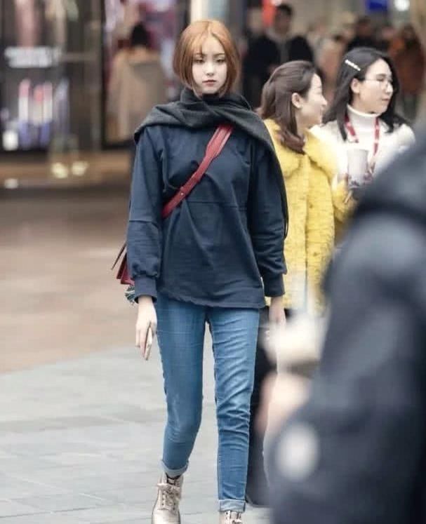  『清爽』新潮时尚的牛仔长裤，搭配出清爽的森女系风格