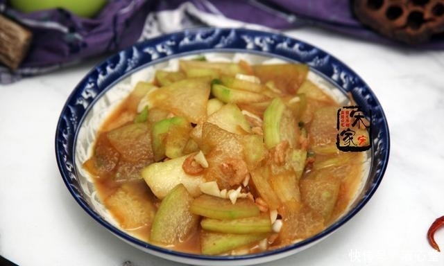 海米■孩子要想长到一米八,这6道菜要多吃,补钙又健康,比喝牛奶强