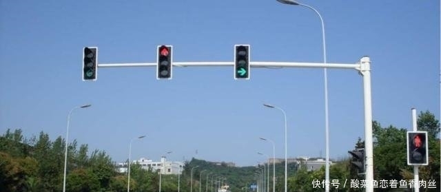 乌克兰红绿灯在中国火了，国人纷纷点赞，网友中国啥时候实施