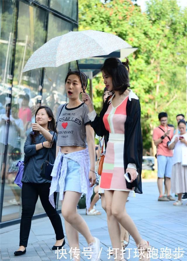 『设计』细高跟不好穿,却很多人喜欢这样的简约设计,穿出气质