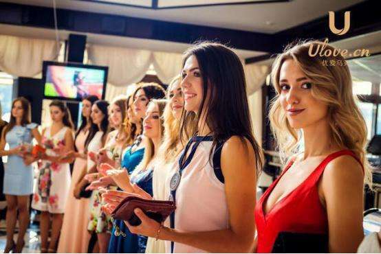 这国太穷但美女如云,美女迫于生计来华谋生,投身娱乐行业