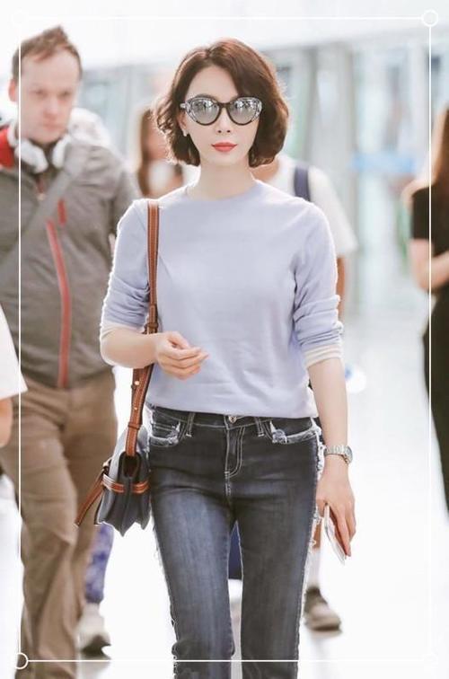 同穿紧身牛仔裤，当41岁的陈数遇到18岁的娜娜，你更欣赏哪