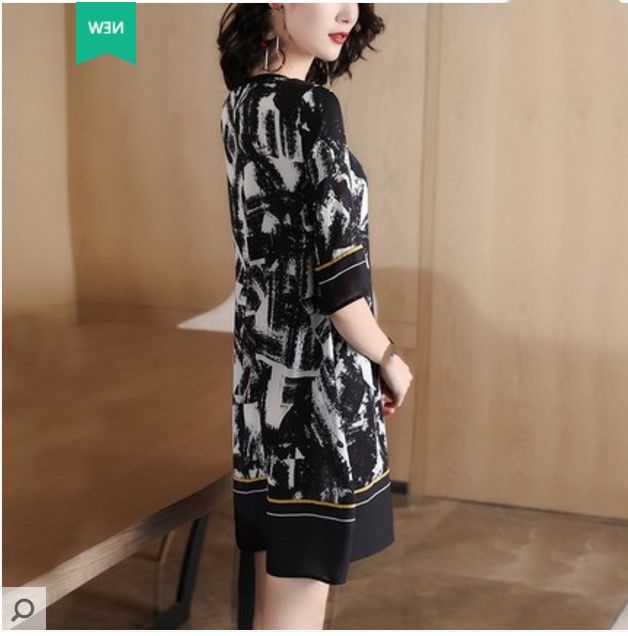 身高150的妈妈有165斤!穿这样高级女装，邻居夸显瘦像姑娘