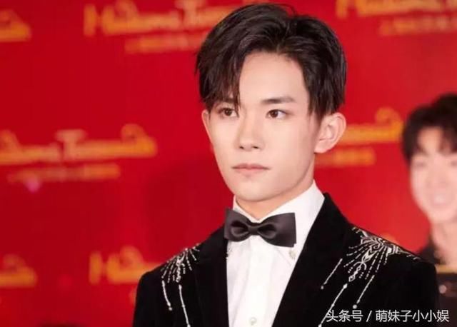 易烊千玺的四种发型,图一显稚嫩,图二最萌,图四一眼没认出是他