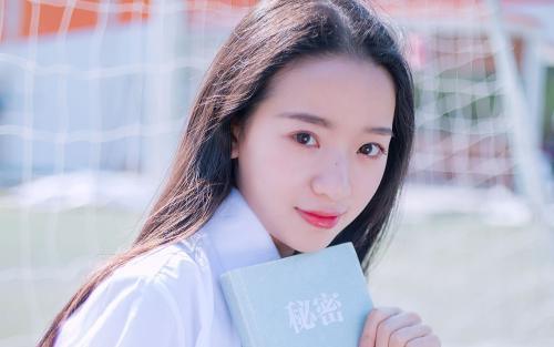 后背有3个现象,可能是螨虫在“三妻四妾”,学姐教你2招,百分百清