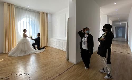  『拍摄婚纱』武汉新人梦想已久的婚纱照，来了！