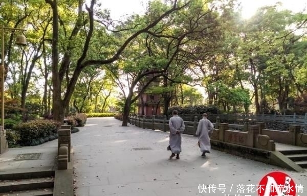 浙江深山藏1700年古寺庙，收藏释迦摩尼真身舍利，一般人见不到