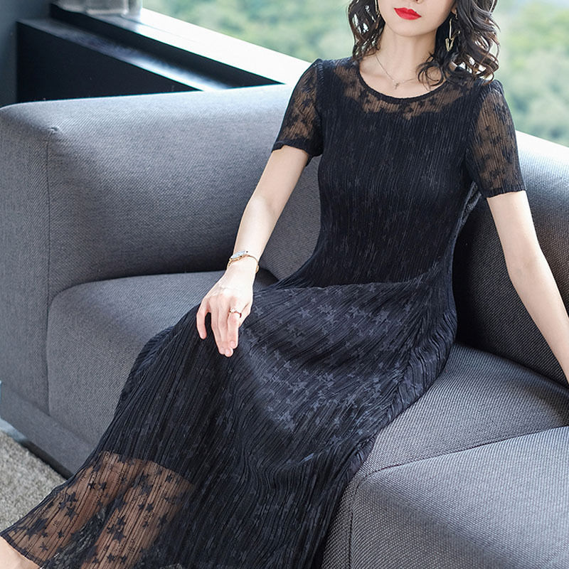 今年特火的连衣裙，一款比一款透气凉快，难怪小姨一下买5件