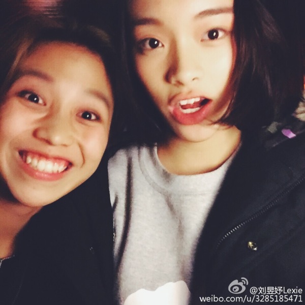 同时撞脸倪妮蕾哈娜是什么感受？