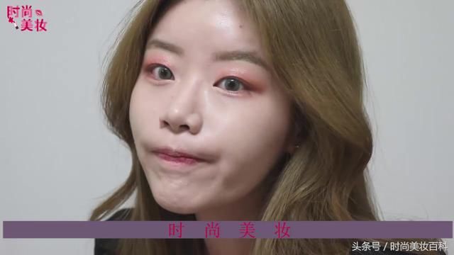 美妆教程桃色棕榈妆容，优雅气质女人