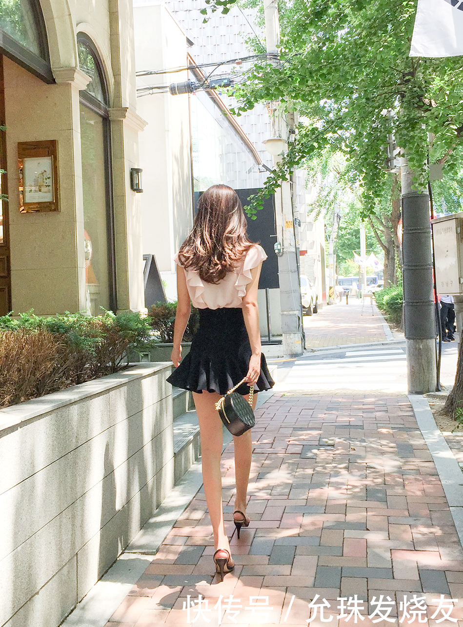 孙允珠繁花双色吊垂嫩叶无袖衫