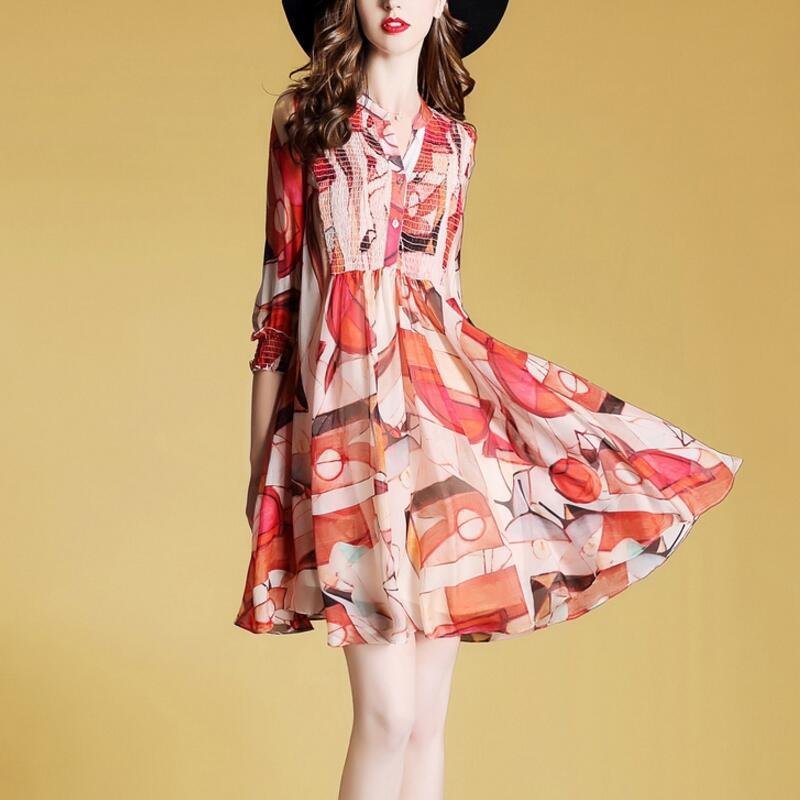 这样穿太美了，连衣裙加高跟鞋，释放性感魅力，秀出迷人曲线