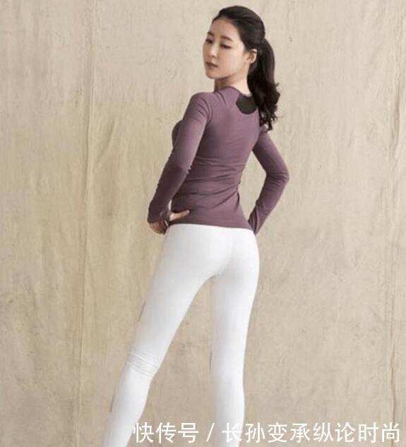 紧身打底的裤美女,时尚又新潮,突显出气质迷人女神范!!