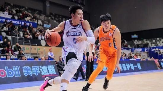 上海男篮与天津男篮比赛结果