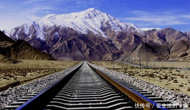 青藏铁路仅有一条轨道，两辆火车碰面该怎么办？答案很机智