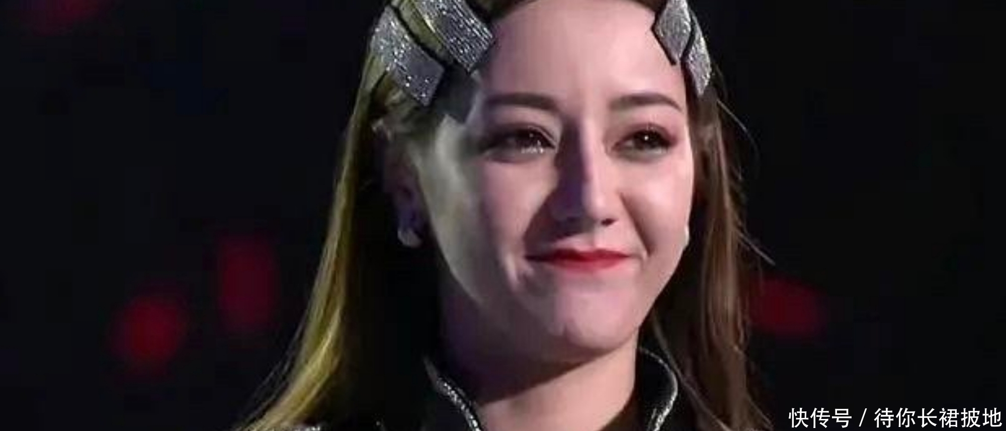 跨年晚会迪丽热巴节目