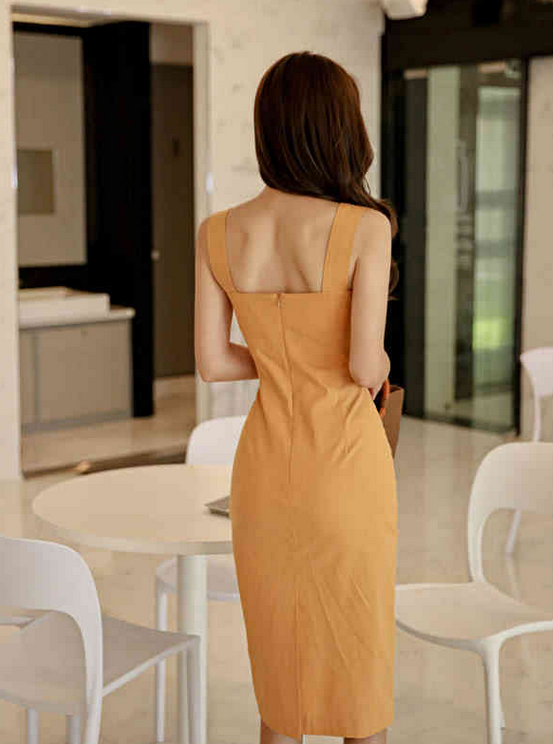 孙允珠甜美蜂蜜暖色橘融吊肩知性裙