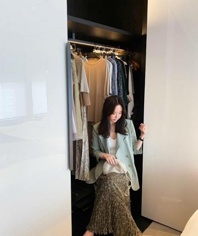 #漂亮#春天有一种穿法叫“名媛范”,时髦显贵又洋气,漂亮小姐姐都喜欢
