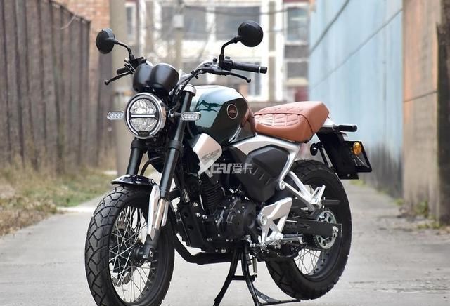  「CB190SS」不到2万的复古摩托车 五羊本田CB190SS实拍