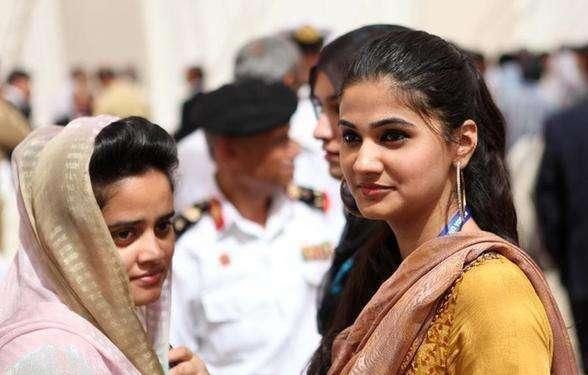 中国小伙去趟巴基斯坦，莫名就成了当地“女婿”，只因一个动作？