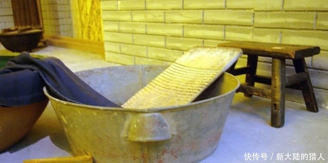  至少|逝去的老物件全都认识的至少是80后了，你家还有这些宝贝吗