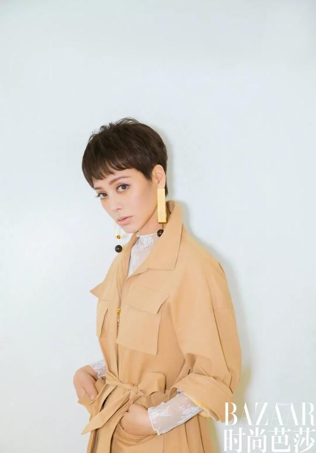 宁静有“选择困难症”？红唇VS裸唇你来帮她选一个