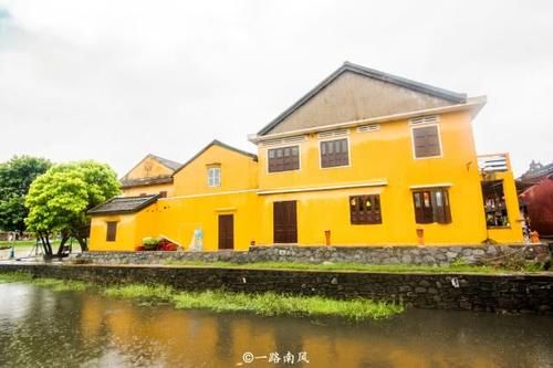 越南最特别的古城,到处“法国”建筑,一些老房子上还有汉字!