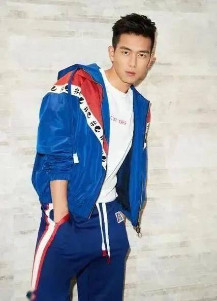  「运动」酷男孩穿搭，大街上最靓的仔是你！