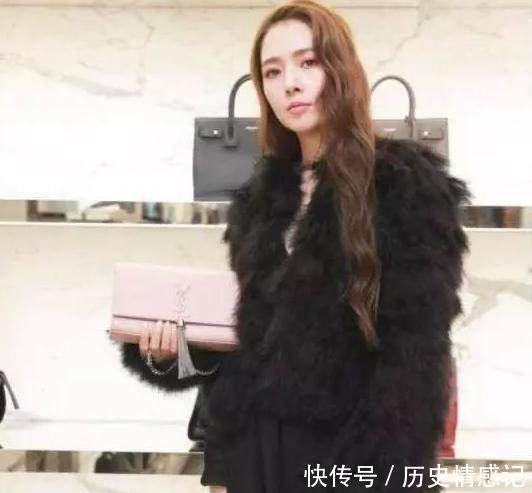 33岁郭碧婷真敢穿!开叉裙直接开到腰,网友有长腿就是能开高