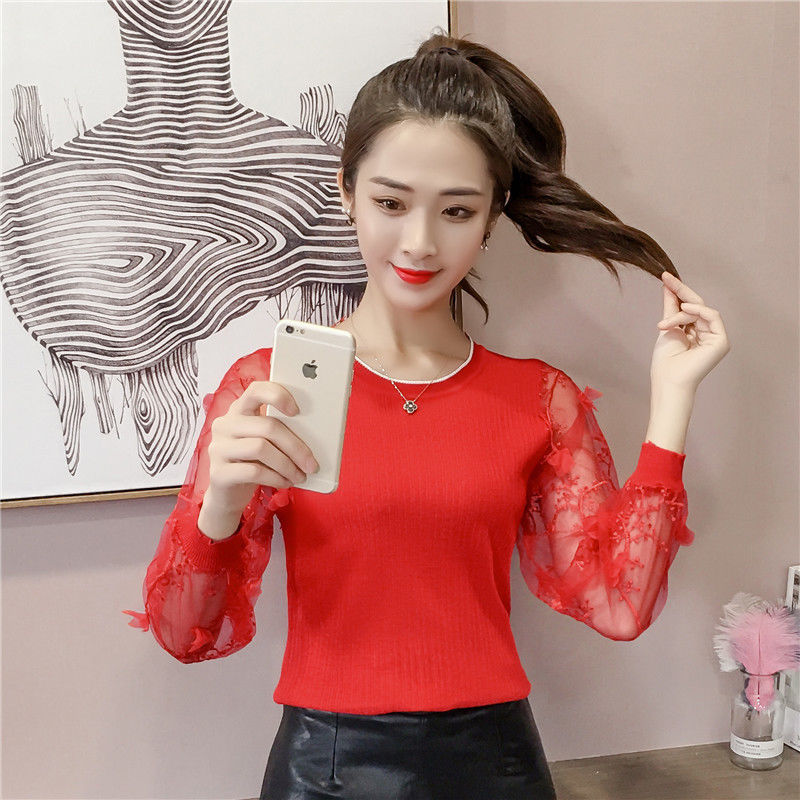 中秋，少穿裙!刚上线的“秋衫”，搭黑裤子，经典大方又美嫩