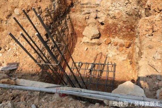 省吃俭用回农村砸23万建三层主体，完工后喜极而泣，扬眉吐气了