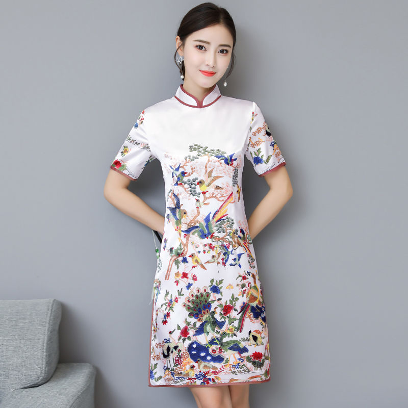 美到让人尖叫的高级复古旗袍装，上班聚会都能穿，搭单鞋气场满满