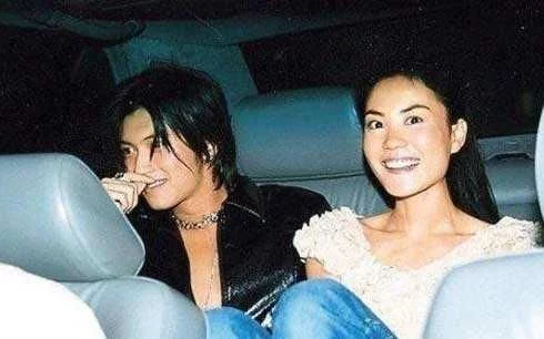 谢霆锋发微博求救 房间被淹情形危急, 被怒骂网友：黑粉太可怕