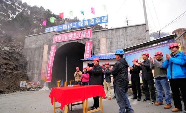 中国最危险的公路之一，27km坠毁1000多辆车，100多人留在这里