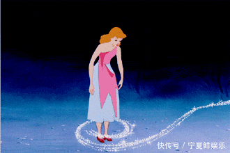 时髦@今年连衣裙流行叠着穿,这三种搭配时髦又保暖,太适合现在的季节