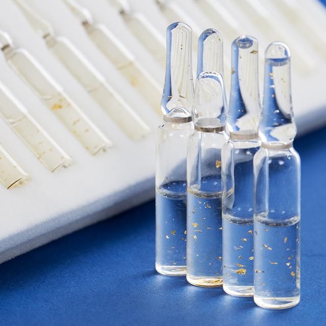 女人脸部下垂很显老，别傻傻打玻尿酸，教你一妙招肌肤紧致显年轻