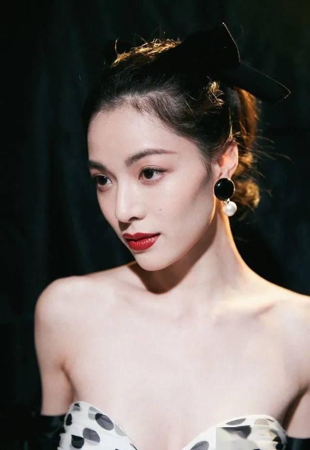  「高度」惊艳中国妆火了！学会这款妆，今年抢先美出新高度！
