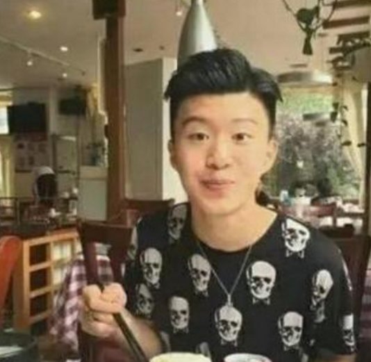 范冰冰全家福曝光，当年的“私生子”谣言不攻自破