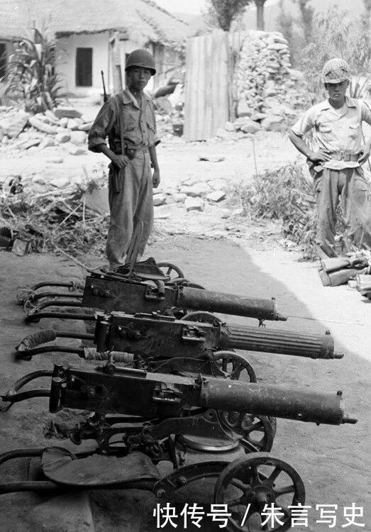 『武器』1950年美军死守韩国釜山激烈战争过后缴获大批武器