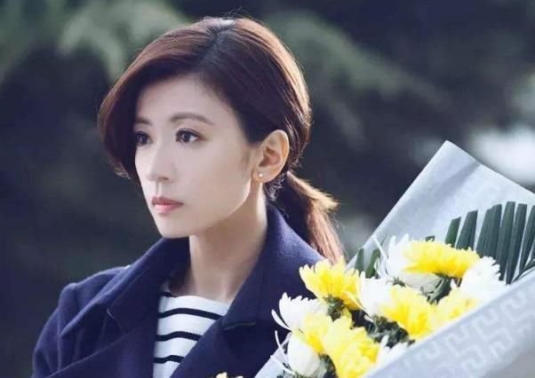 闫学晶：闫学晶和贾静雯亲手拔了父亲氧气管，朱迅不敢拔，成了一生的遗憾