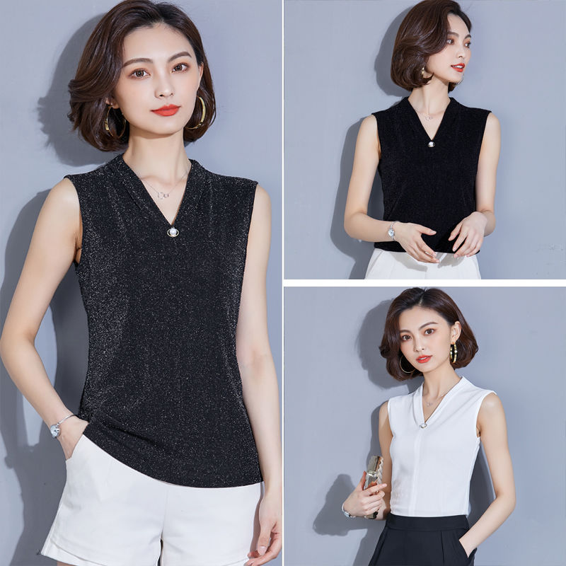 难怪越来越多的女人不穿裙子，炎炎夏日穿这样的吊带背心，超好看