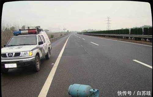 江苏将再添一条六车道高速大通道，往来的车主幸福了，开车不堵车