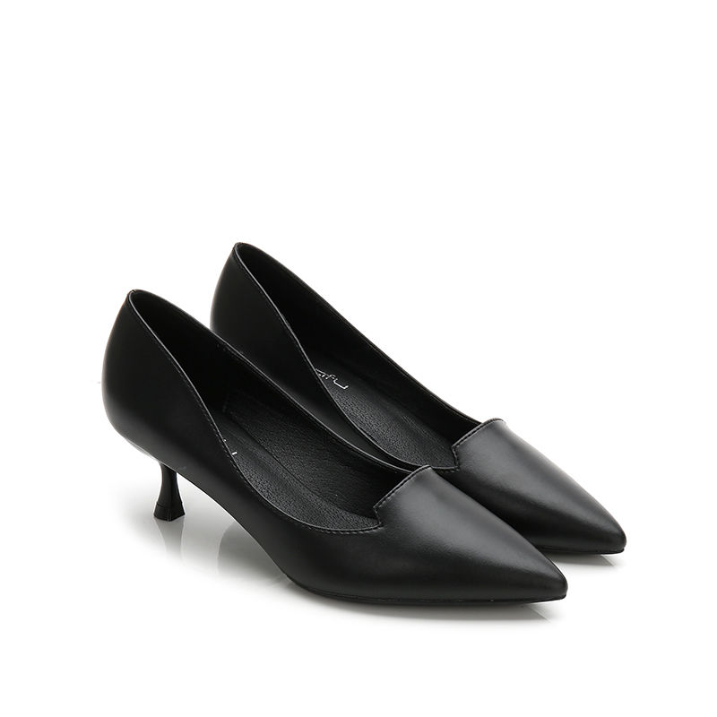 女人爱穿高跟鞋显身材 不如这样搭