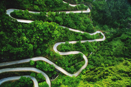 “夺命公路”——通天大道，我们最险峻的盘山公路-天门山公路